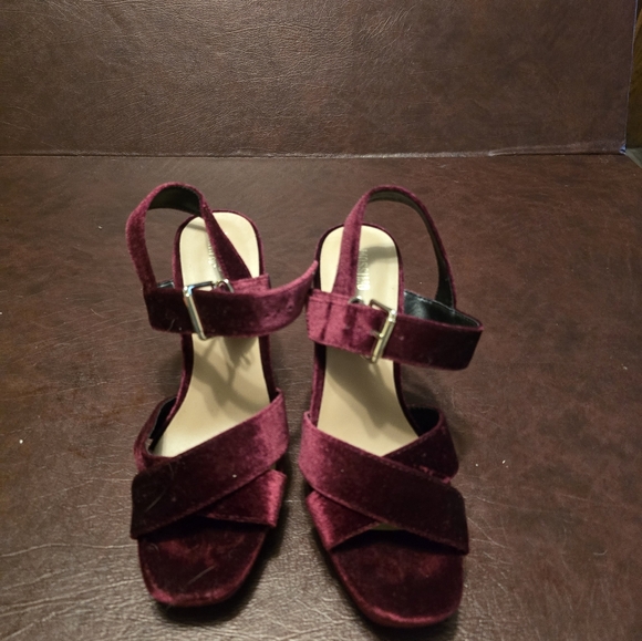 Women's Alexandra Velvet Platform Heel Pumps Mossimo Supply Co.™ size 7 1/2 - Picture 6 of 6